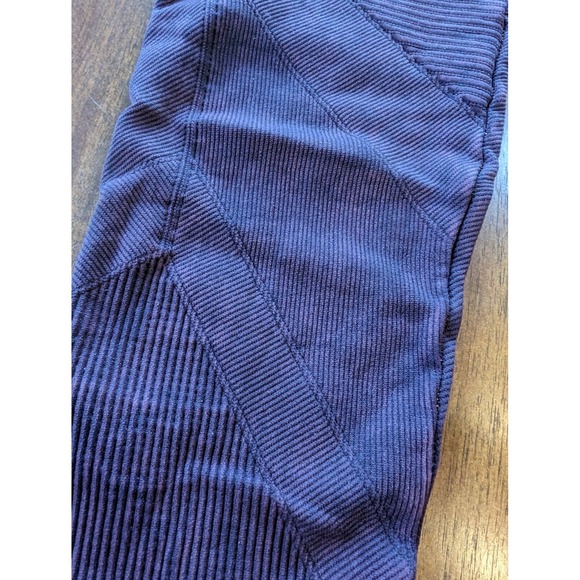 Nikibiki Women's Leggings One Size Burgundy Patterned New Workout Activewear Gym - Picture 3 of 7